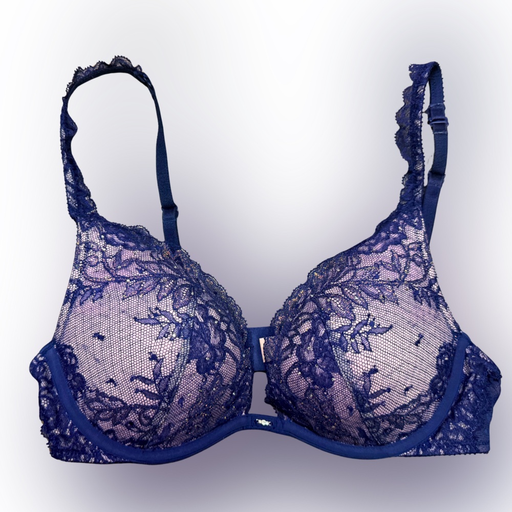 Victoria’s Secret iridescent Lace Underwire Bra 34B